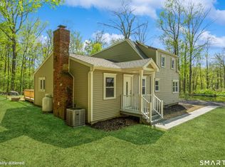 13 Jeanette St, Monroe, CT 06468