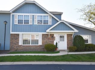 1634 Timber Trl, Wheaton, IL 60189