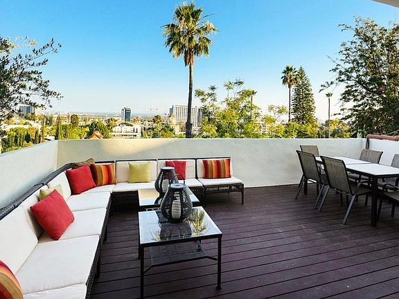 Living room deck