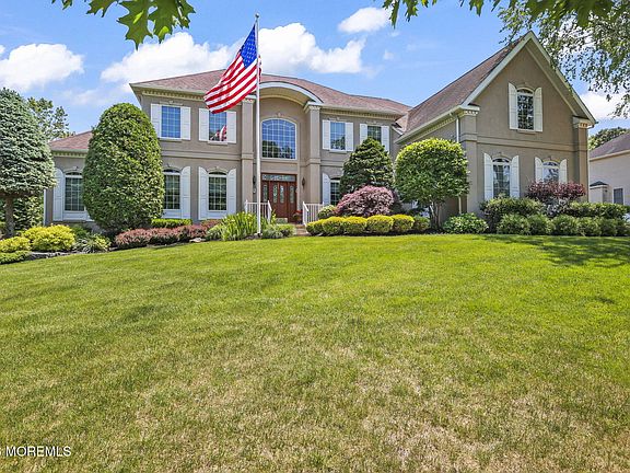 5th image of 26 Whirlaway Drive