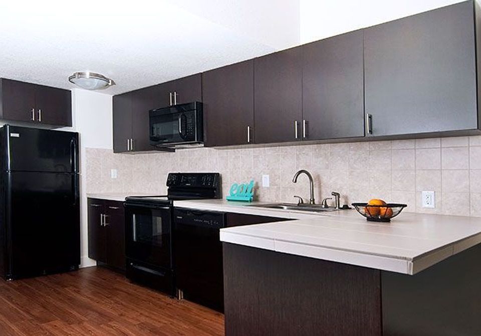 1st image of 720 Fairlane Ave #822D