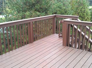 202 Manor View Dr, Manor, PA 15665