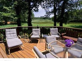 15 Longview Ter, Madison, CT 06443