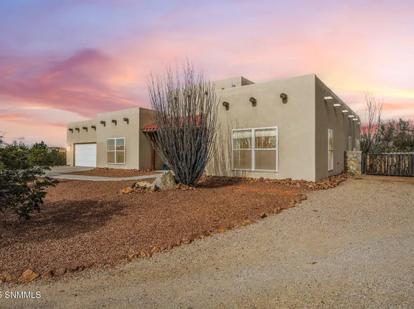 8801 Silk Oak Ct, Las Cruces, NM 88011