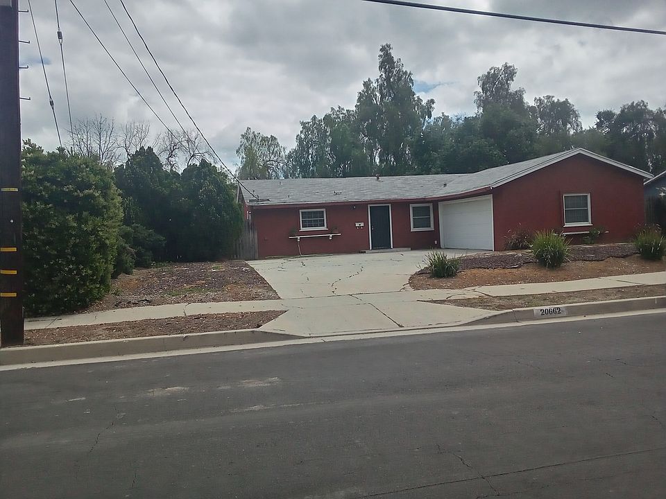 1st image of 20662 Clark St