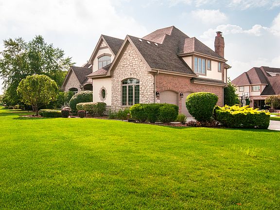 2nd image of 22607 S Pebble Lake Ct