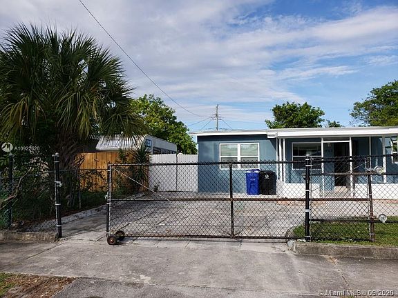 2nd image of 1751 Lauderdale Manor Dr #0