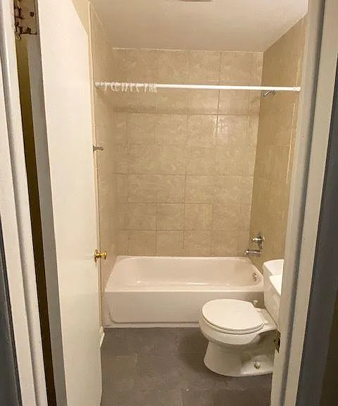855 Brookside Ln — Photo 9