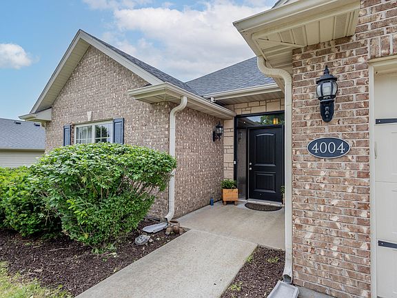 3rd image of 4004 Eagle View Ct
