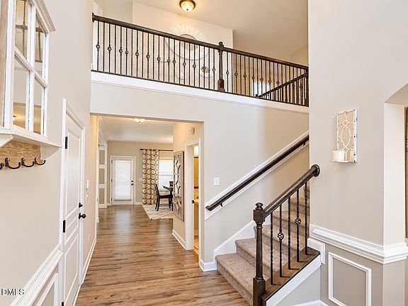 3rd image of 17 High Ridge Ct