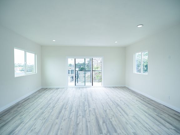 2nd image of 3868 S Cloverdale Ave #1