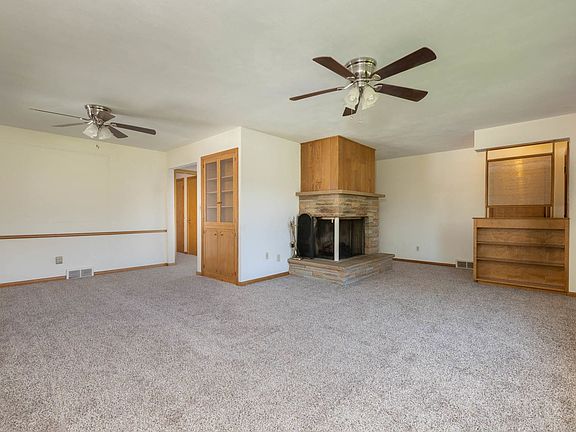 5th image of 3612 Belvoir Dr