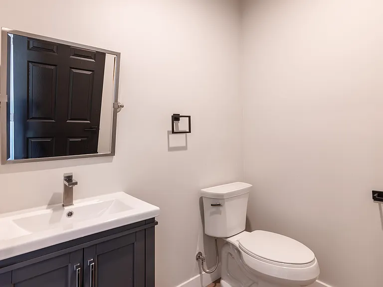 8603 Comanche Ave — Photo 13