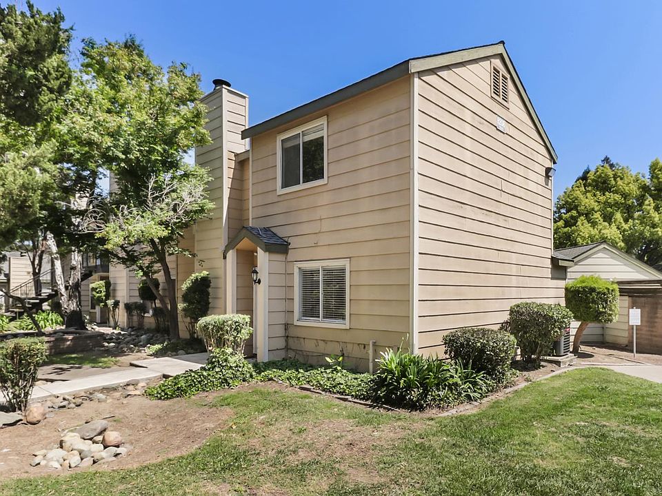 1st image of 8208 Center Pkwy #18