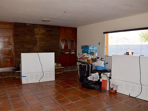 2nd image of 1160 E Palo Verde St