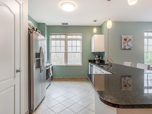 4th image of 614 Pond St Unit 2103