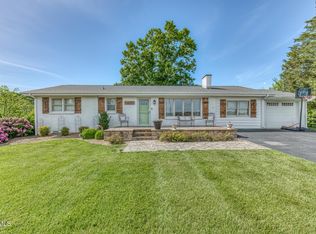 24080 Crimson Dr, Bristol, VA 24202