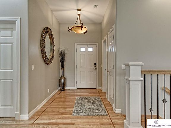 4th image of 2728 N 191st St