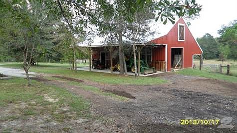 Barn