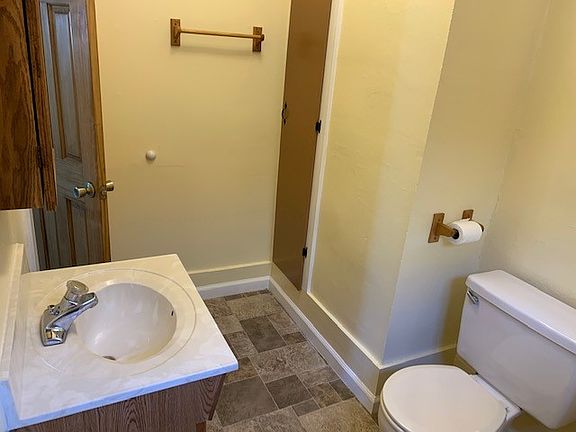 3rd image of 31 Riverdale Ave #3
