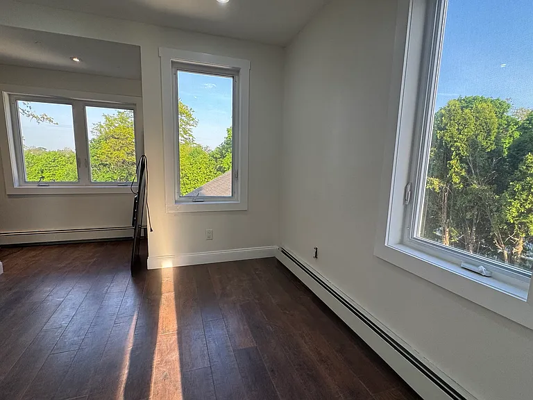 Edgewater Pl — Photo 12