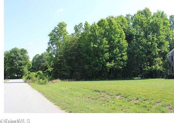 2nd image of 8518 Point Oak Dr
