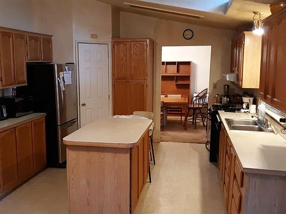 4th image of 71650 Hill Road