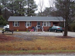 295 Glenfield Rd, Snow Hill, NC 28580