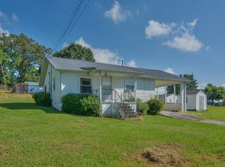 107 Henderson St, Surgoinsville, TN 37873
