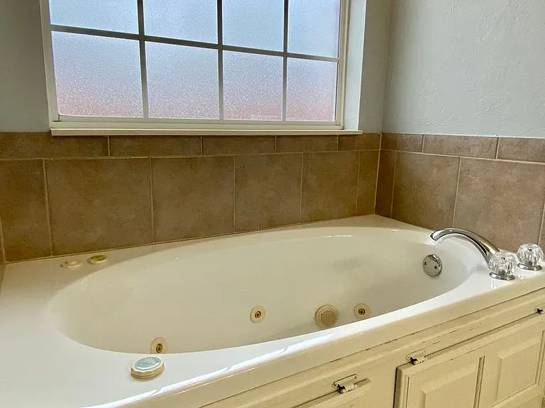 4805 Stag Horn Dr — Photo 11