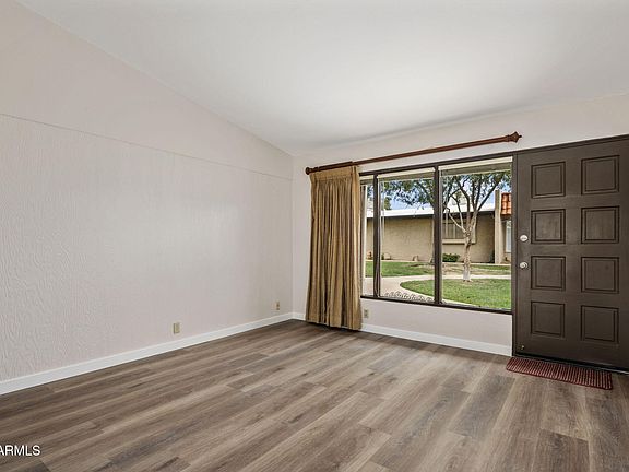 3rd image of 1320 E BETHANY HOME Road #77