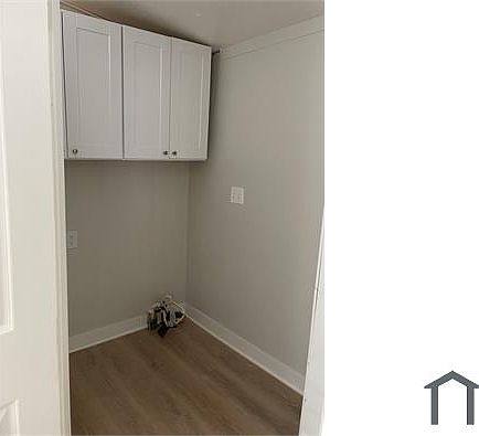 5th image of 60 Hathaway St Trlr 16