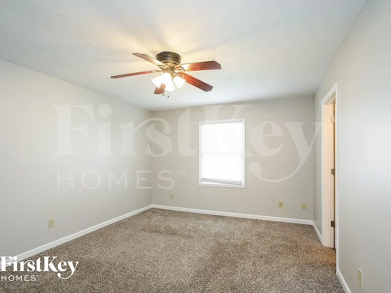 221 Westridge Blvd — Photo 9