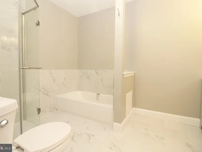 262 Andover Pl — Photo 16