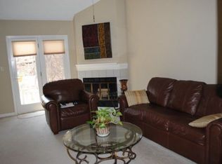 4031 Chaucer Pl, Slingerlands, NY 12159