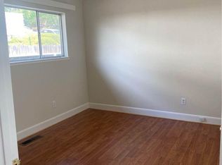 320 Torino Dr APT 3, San Carlos, CA 94070