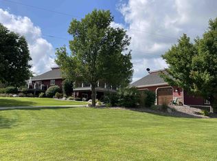 600 Kreutzer St, Athens, WI 54411