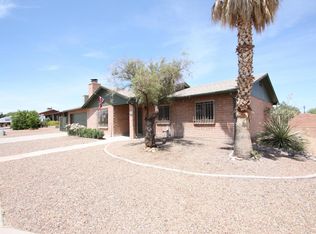 1760 W White Oak Ct, Tucson, AZ 85746