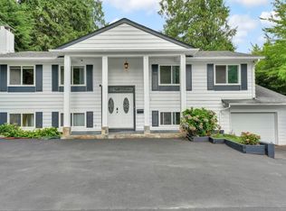 1081 Lincoln Ave, Pt Coquitlam, BC V3B 4Z5