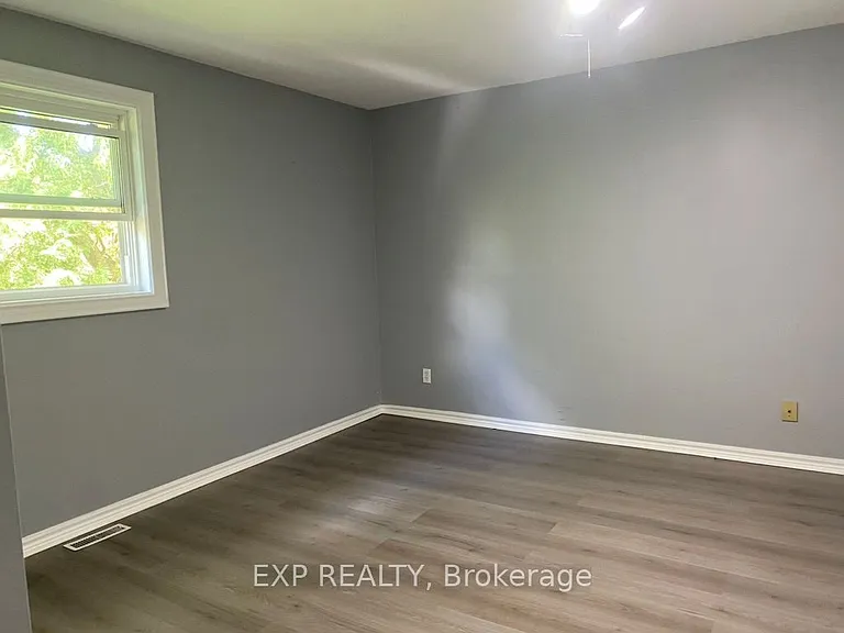 7B Clarendon Ave — Photo 15