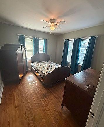 3rd image of 1719 S Gary Pl