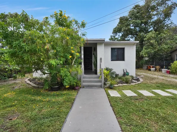 1876 NW 88th St, Miami, FL 33147
