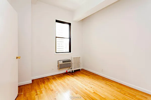 Rented by Town Residential | media 17