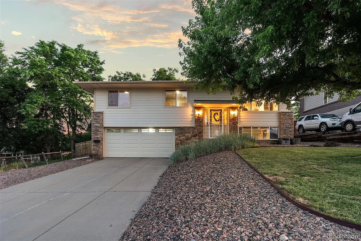 4 bed, 1918 sqft, $3,500 — Photo 1
