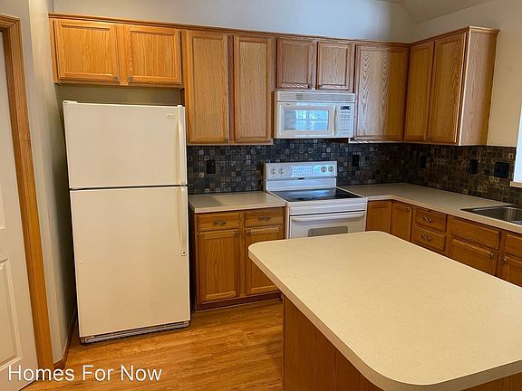 5th image of 19622 Meadowlark Way