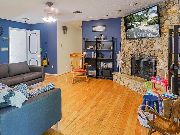 4th image of 36319 Brendenshire Ct