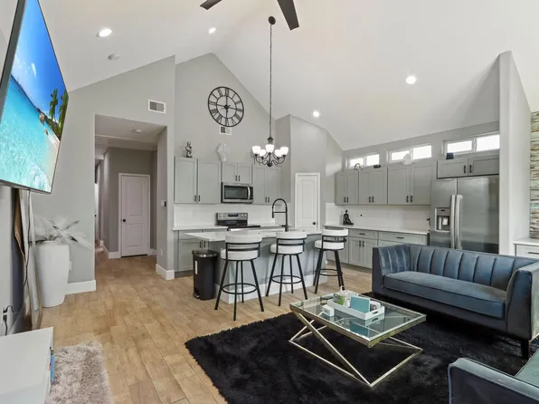 5607 Bacher St #B, Houston, TX 77028