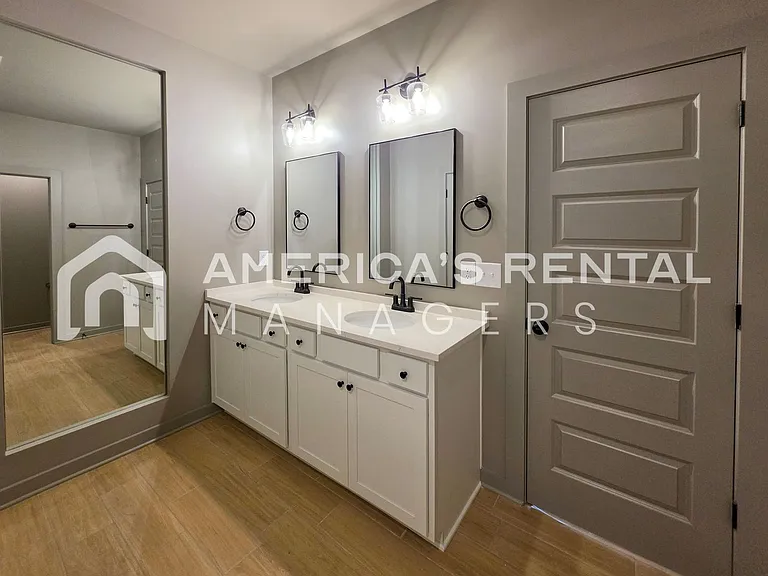 4422 Foxcote Ln — Photo 44