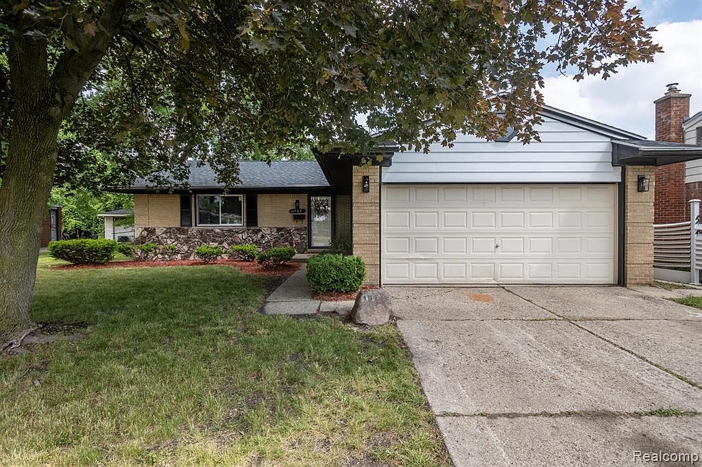 10732 N Oak Dr, Ferndale, MI 48220 Zillow