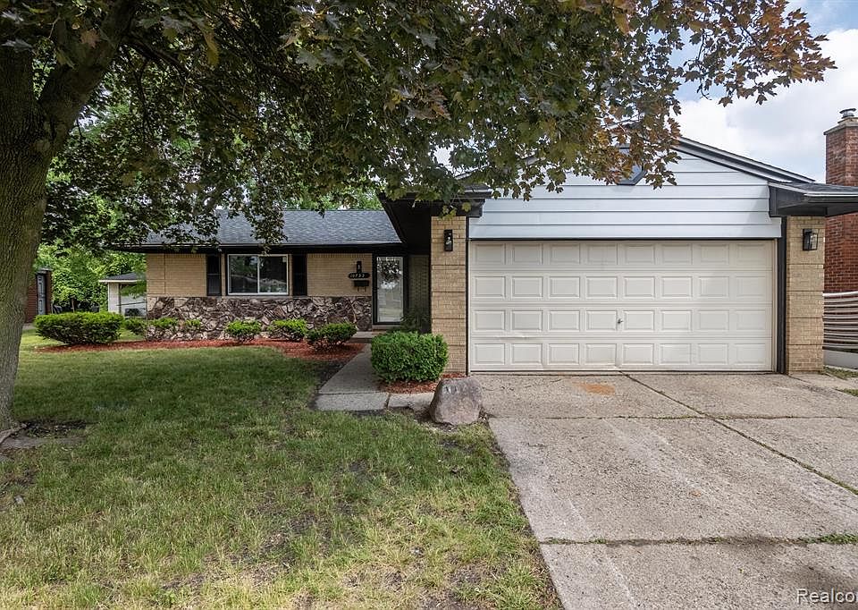 10732 N Oak Dr, Ferndale, MI 48220 Zillow